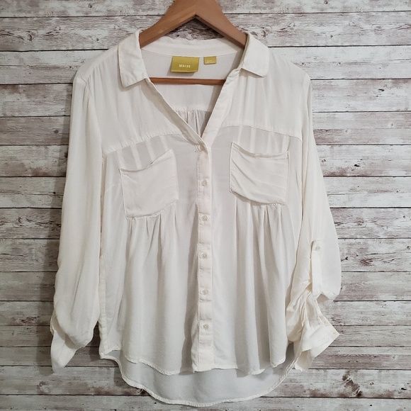 Anthropologie Tops - Anthropologie Maeve Button Up Top